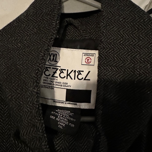 Ezekiel Jacket - Picture 2 of 2